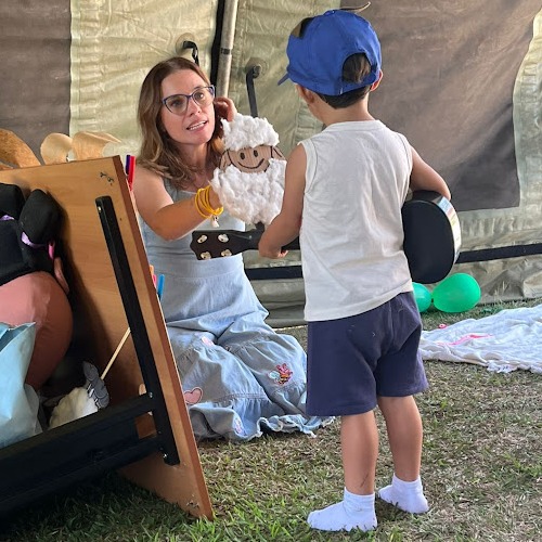 Evento de contação de história e musicalização para pessoas atípicas na Marinha do Brasil.