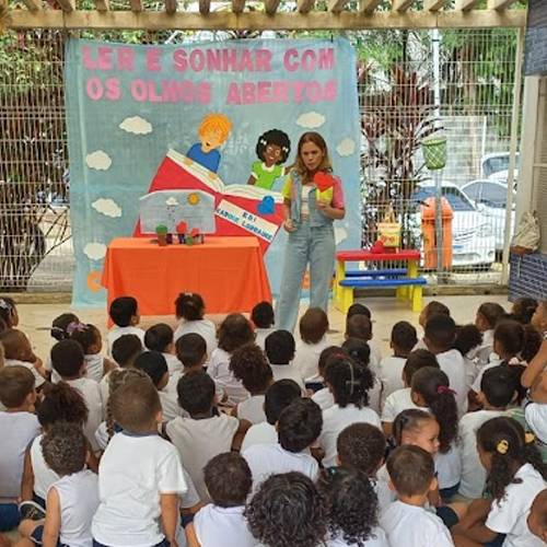 Semana de literatura no EDI Karine Lorraine Chagas de Oliveira.